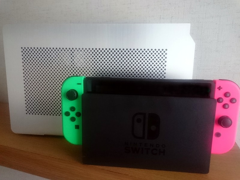 DAN Cases A4-SFXとNintendo Switch